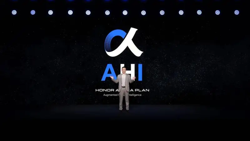 改变中的荣耀： CEO李健称手机不应是“无聊黑色方块”