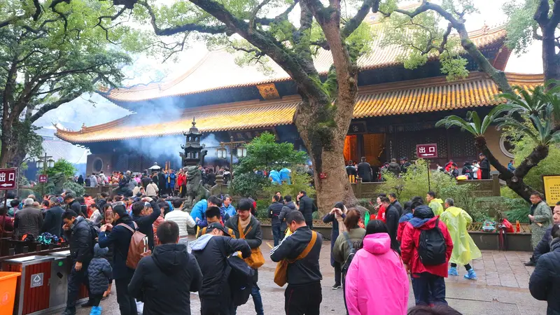今日!为什么教堂不收费,寺庙和道观却收费?原因其实很简单
