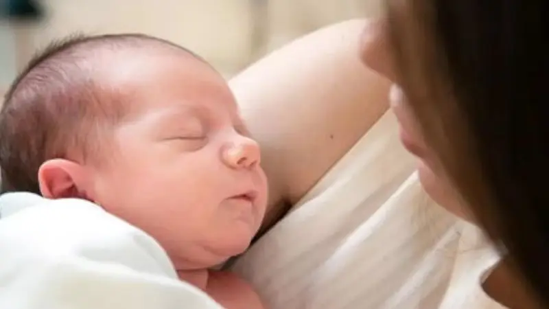 母乳少得可怜?别着急,这些亲测有效的催奶技巧安排起来