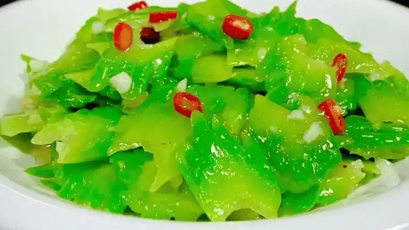 爆炒苦瓜,这样做一点都不苦!连不吃苦瓜的人都抢着吃