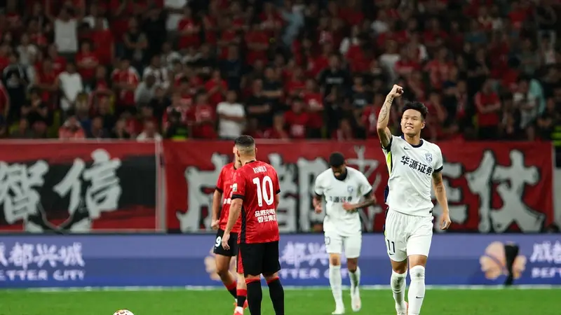 五连平!中超-李昂破门又送点韦世豪救主 蓉城1-1三镇