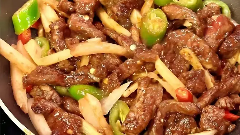 家庭版姜烧牛肉香迷糊，十分钟搞定下饭菜