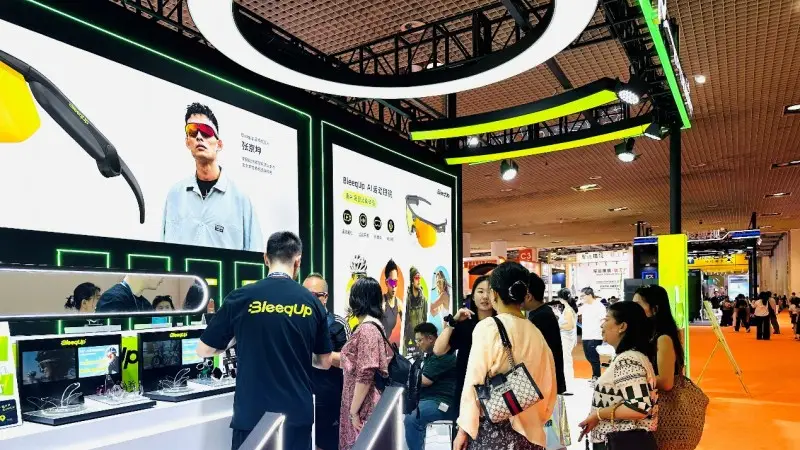 当AI眼镜首次纳入国家补贴,厦门国际眼镜展成了谁的竞技场