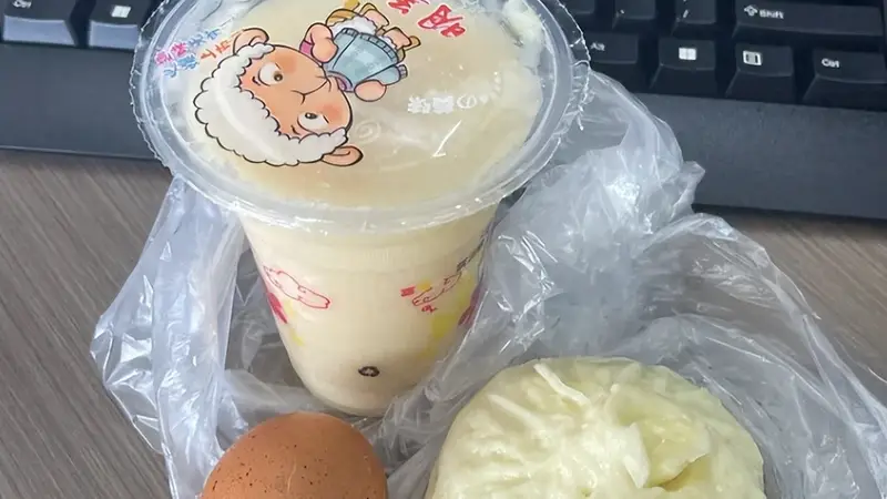早餐店里的现磨豆浆,本质上是预制豆浆,店员爆料:早就不现做了