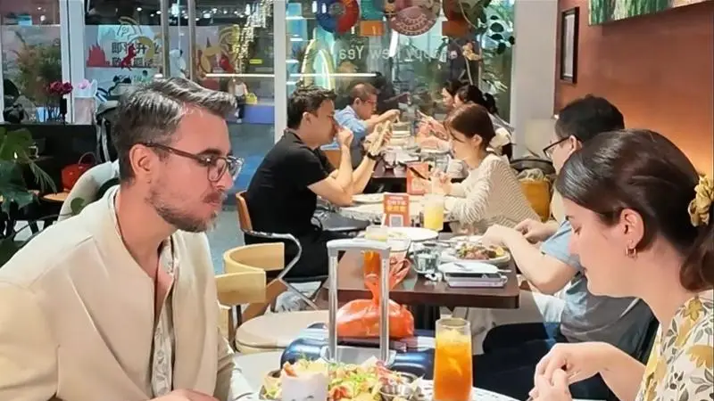 逛完深圳自然博物馆去哪吃?这份坪山街道美食攻略请收好