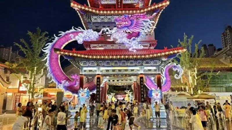 夏日烟火气点亮夜经济