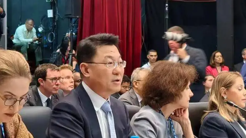 当着34国的面,中巴爆发正面交锋!美国的底牌这下全露了
