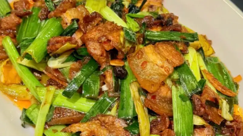 重庆经典盐煎肉,干煸出焦香咸辣适口地道家常味