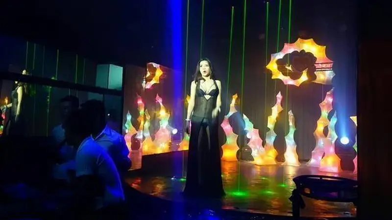 思想最开放的亚洲国家?男人不像男人,女人不像女人,旅游很发达