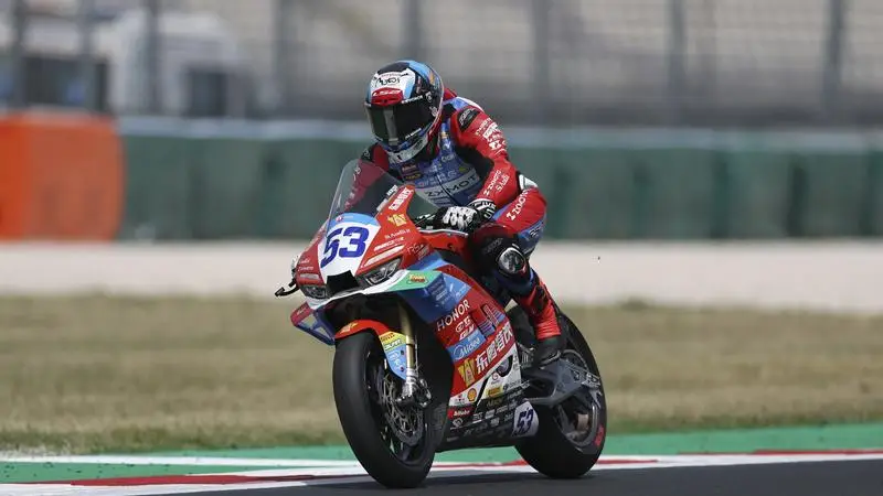 WSBK多宁顿公园站首回合“张雪机车”获第八名