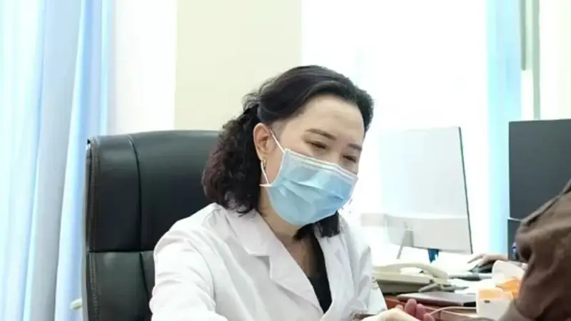 安海燕医生:不吃主食就能控糖?这些糖尿病饮食误区正在坑你