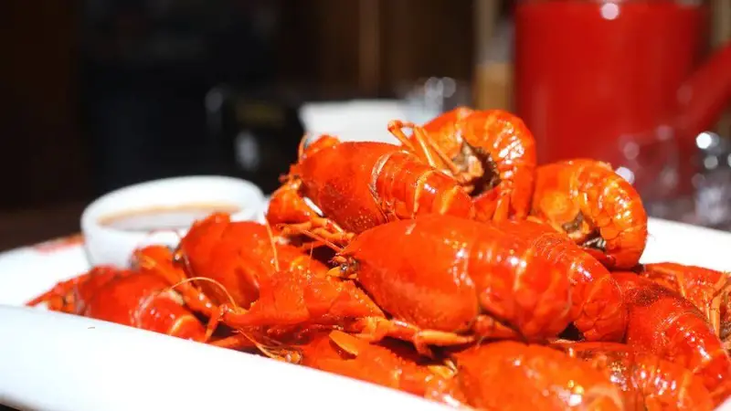 正餐“混”宵夜，湘菜“搭”早餐：餐饮正跑出“新物种”