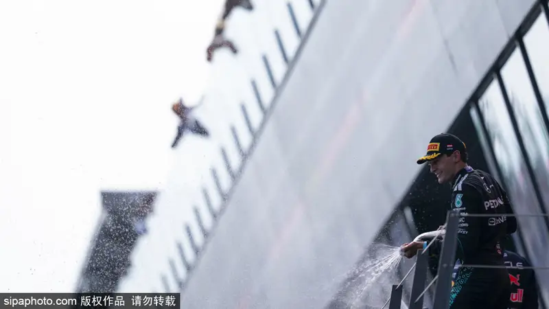 F1奥地利大奖赛正赛:拉塞尔夺冠