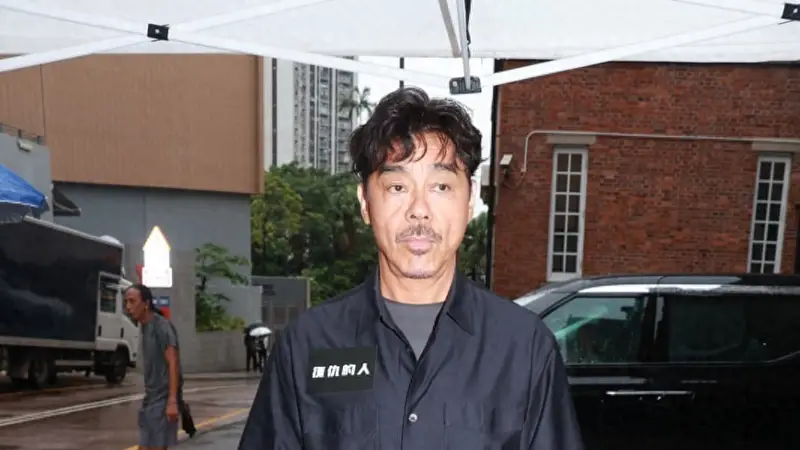 香港男星张达明坐轮椅消瘦惹担心，刘青云亲证近况：见过他几好