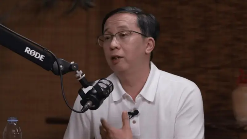 华为半导体首席科学家罕见露面，大赞梁文锋