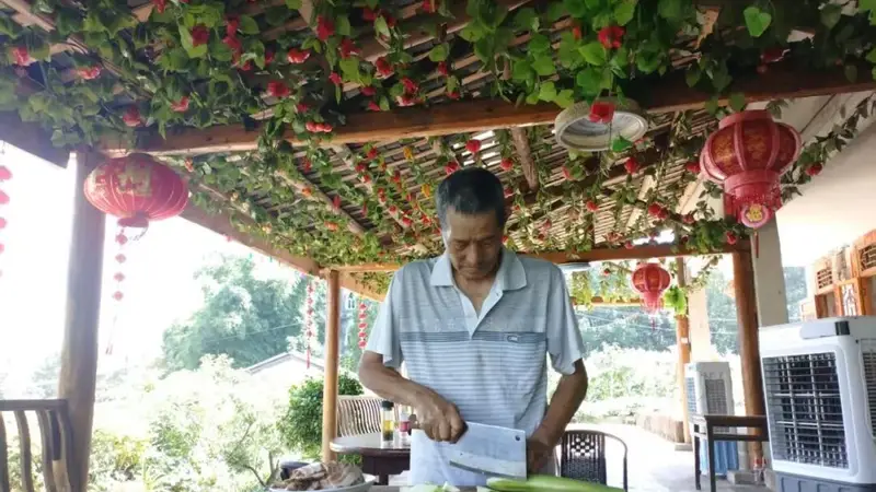 到新生街道天池山,为啥必去“秦队长”农家乐?