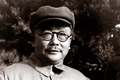 1937年，李克农散步时老农突然朝他扔个纸团，他打开一看脸色大变