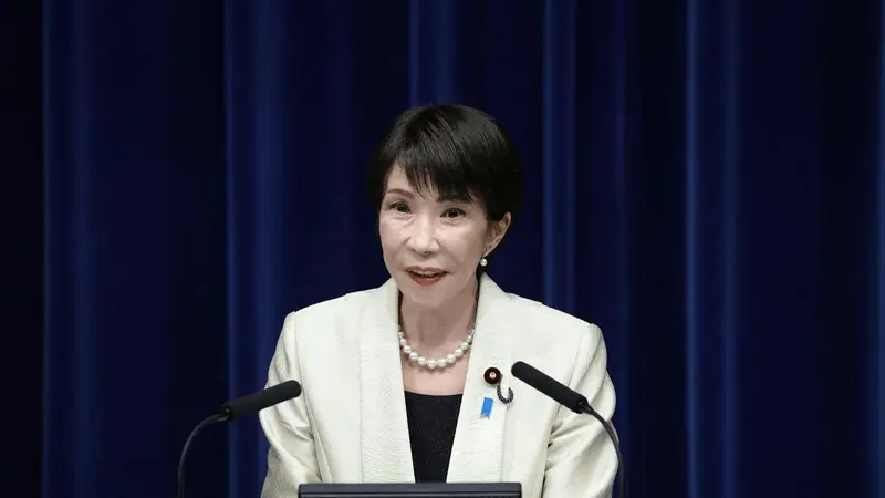 改变对华称呼后,日本3架军机闯入东海,高市要与中国对抗到底?