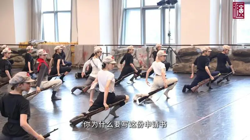 朱洁静:读懂信仰的重量,演出《天边的红云》是思想的洗礼