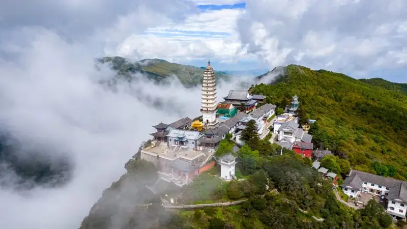 别冒险打卡!鸡足山景区未开放、未开发区域严禁擅自进入