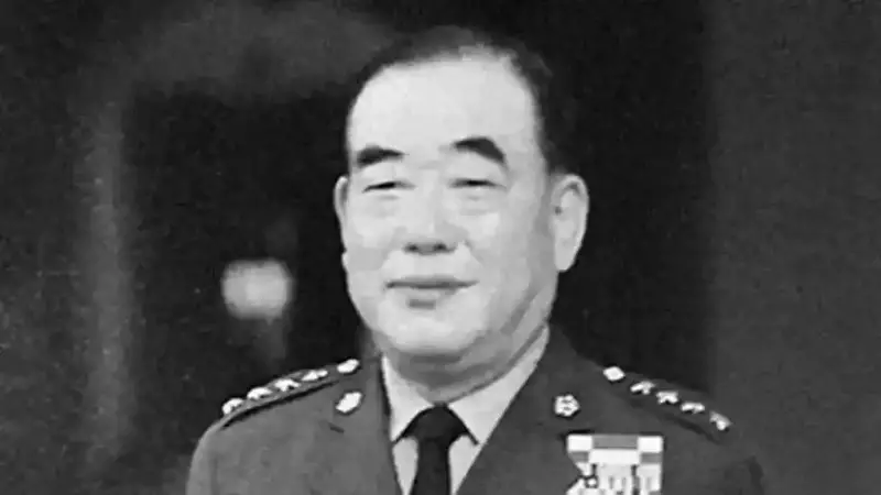 蒋介石侍卫长郝柏村晚年称:蒋介石最大错误,就是接受雅尔塔协定