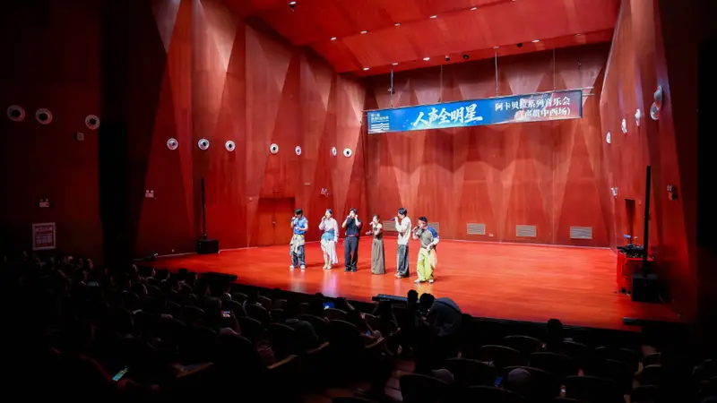 观众“懂行”,演员“过瘾”:鼓浪屿的音乐会为何与众不同?