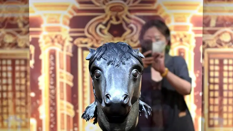马首铜像真迹亮相福州