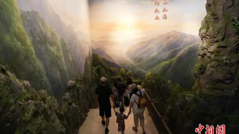 贵州习水:四渡赤水纪念馆迎参观热