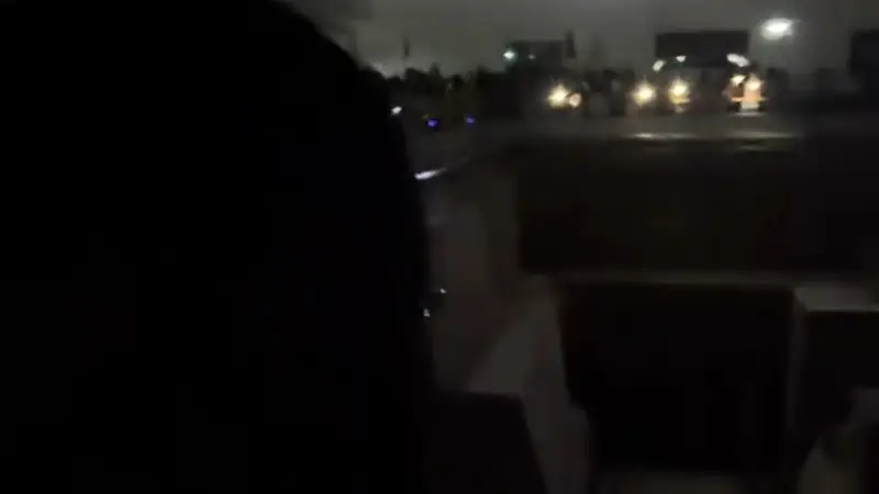 西安秦始皇帝陵博物院突发停电,游客称仅用应急灯照明经历很奇妙,景区:供电已恢复,可正常参观