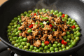 青豆梅菜干炒肉末，下饭神器做法大公开