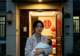 坐月子回家,我的300万陪嫁房成小姑子婚房。老公:领你女儿滚蛋