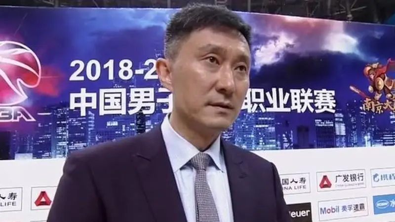 今日！陈海涛震怒，终究是朱芳雨和杜峰扛下一切，广东休赛期动作频频，他队仅球员流转