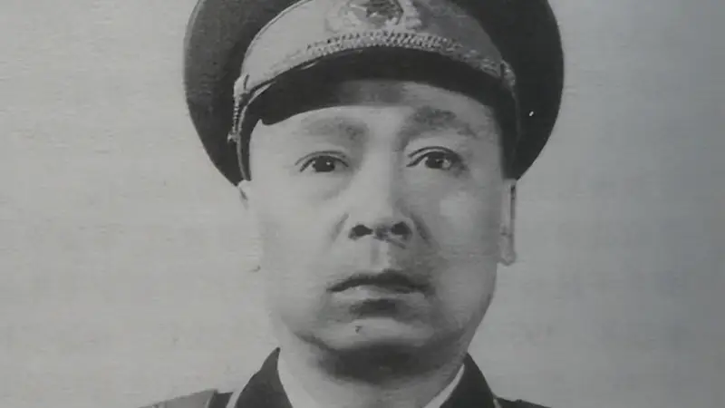 徐向前是公认的好说话,建国后却与2位将军坚决不来往,有何矛盾