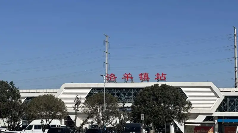 检测列车撞人致11死2伤,国铁昆明局被罚300万元