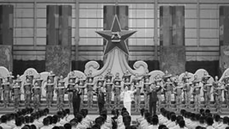 军事文化的“历史感”与“未来感”