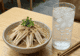 开胃冷面大赏:麻酱鸡丝冷面配冰镇气泡水,爽滑一夏