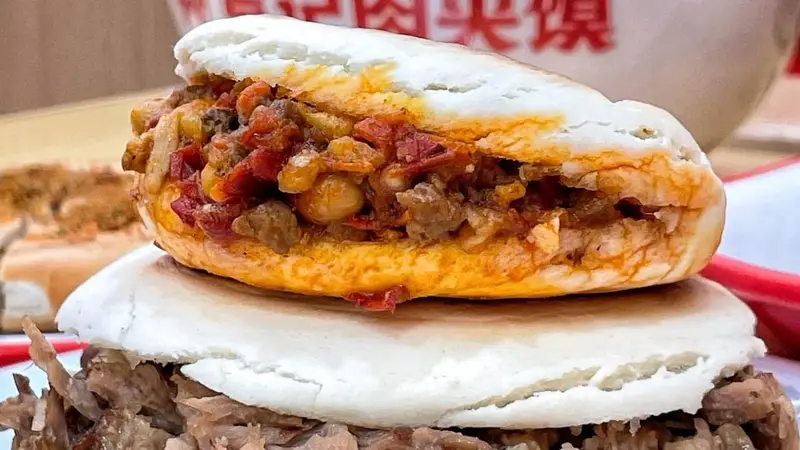 肉夹馍为什么能从街头小吃,变成西安味道的代表?