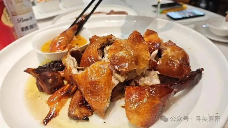 寻美襄阳|寻访鱼梁洲人间烟火,在品田,邂逅一只藏着人生通透的碳烤三凤鸡
