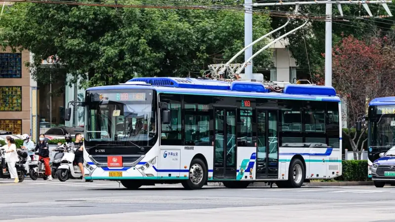 跟着B103路，去看记忆中的大观园、甸柳庄、百花剧院……