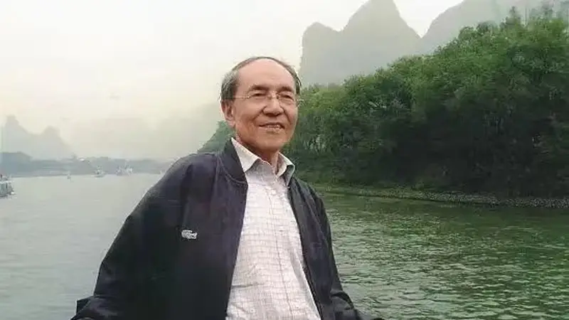 铺路·立论·传薪:束沛德对中国当代儿童文学事业的贡献