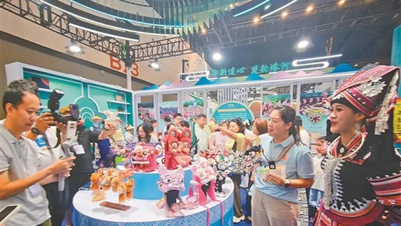 广西非遗代表性项目亮相“新疆是个好地方”主题展