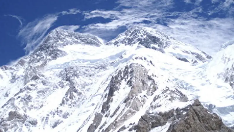 布洛阿特峰雪崩致登山家普尔贾遇难 一名中国公民失联