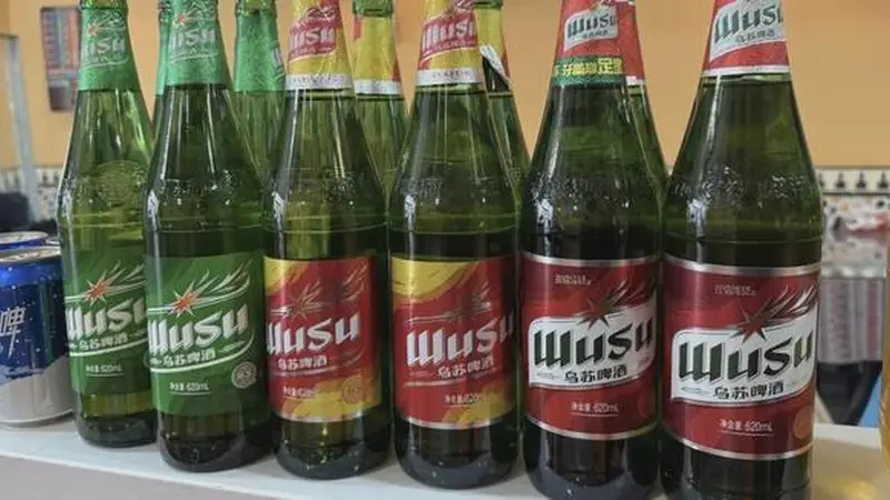 不卖酒也能火?40岁乌苏啤酒,悄悄下了一盘大棋