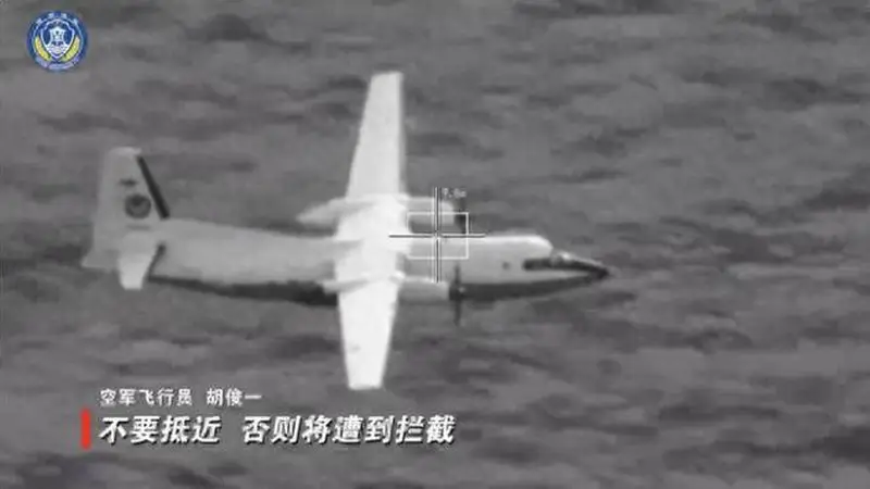 解放军海警黄岩岛合围，我大使果然没说错：对菲律宾就得用这招！