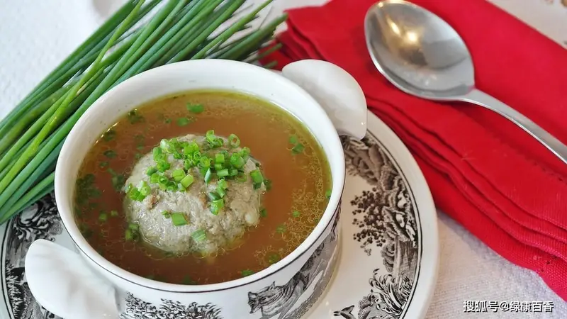 冬日炖羊肉,香料越少越好,两味料就够,多了全毁