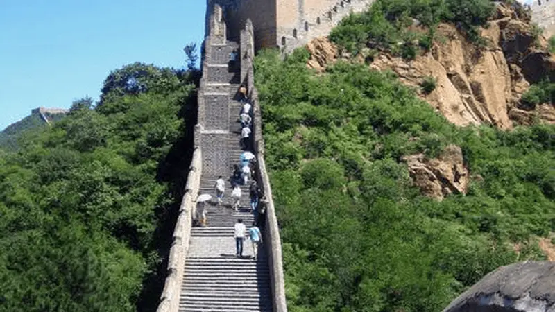 暑假旅游为何“冷”了?套路透支信任,真诚才是必杀技
