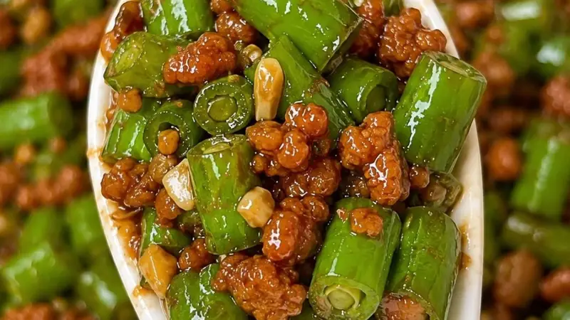 厨房小白必学!肉末炒豆角简单快手还好吃