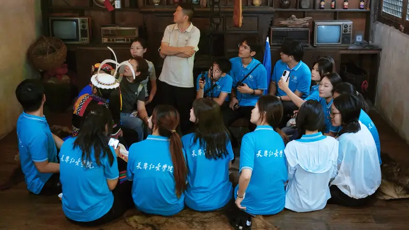 石榴籽一家亲!天津仁爱学院学子走进陇南白马藏乡