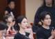 杨紫盘发造型温婉大气 亮相《家业》创作座谈会