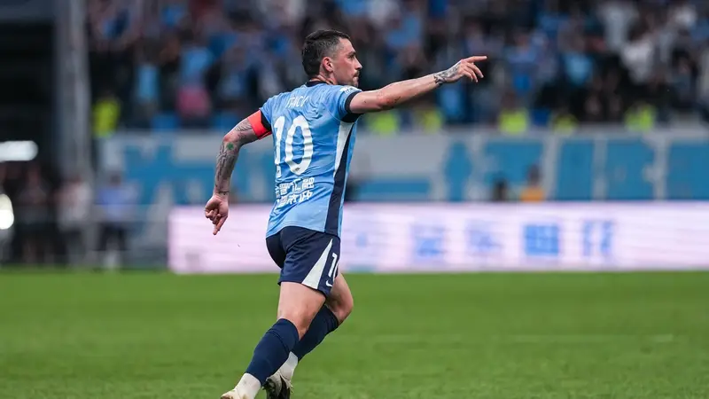 中超-罗竞替补传射马莱莱补时绝杀 英博3-2逆转三镇